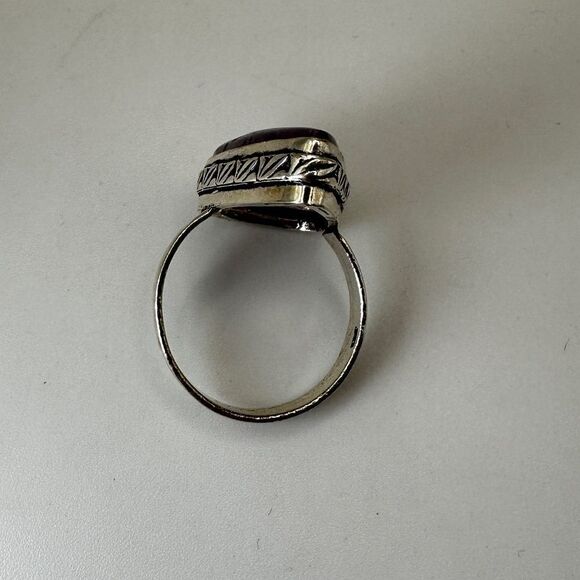 Stunning Large Pear cut Cabochon Amethyst in sterling silver ring! Size 11 - Picture 8 of 15